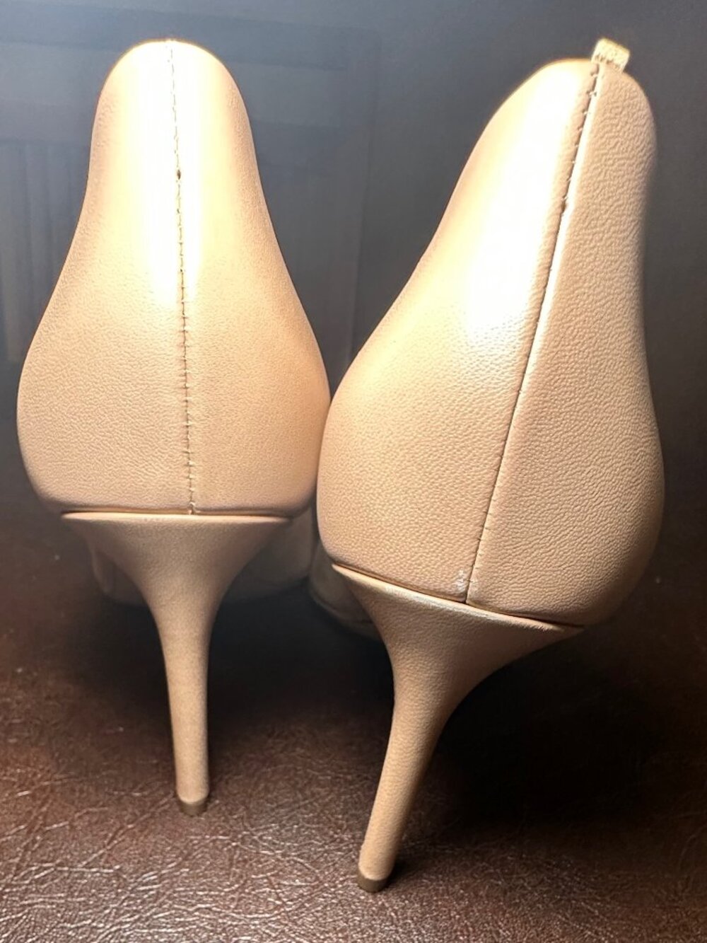 NWB Naturalizer Anna pumps in nude leather, featuring a pointed toe. Size 9.5 - Picture 5 of 6